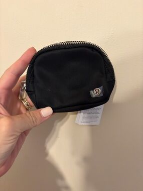Lululemon Small Black Belt Pouch